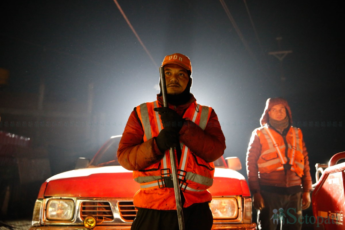 Kathmandu-Road-Repair-Ambulance (11).jpg